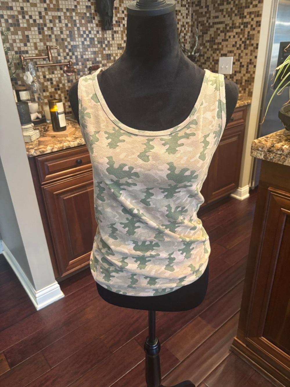 Faded Glory Camo Scoop Neck Tank Top - Green, Beige